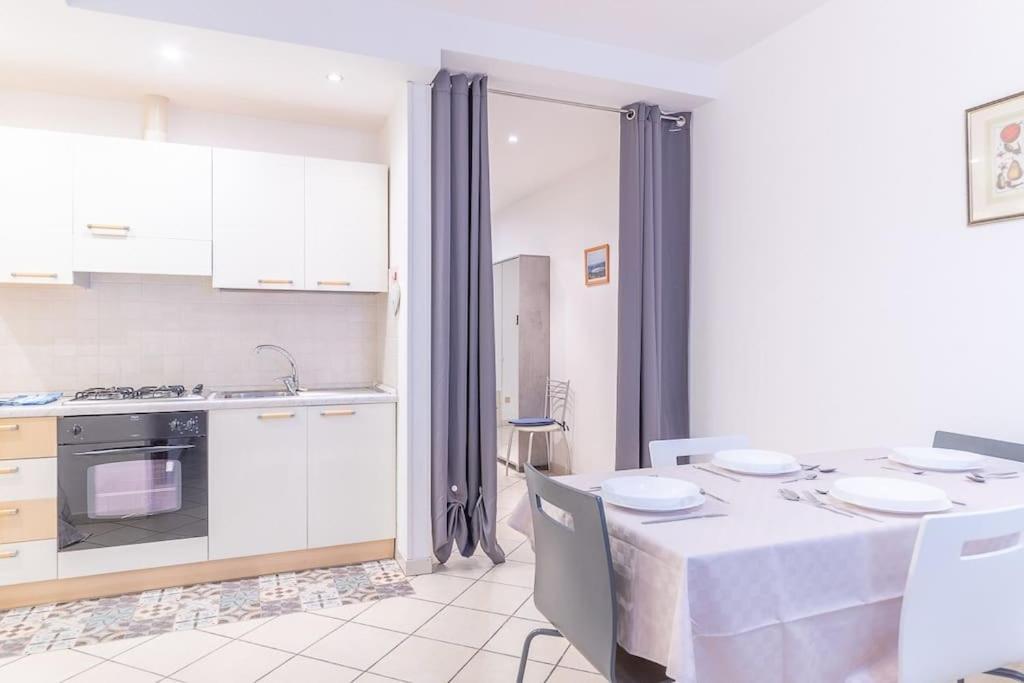 Esclusivo Loano Centro Mare A 50 Mt + Wi-Fi Apartamento Exterior foto